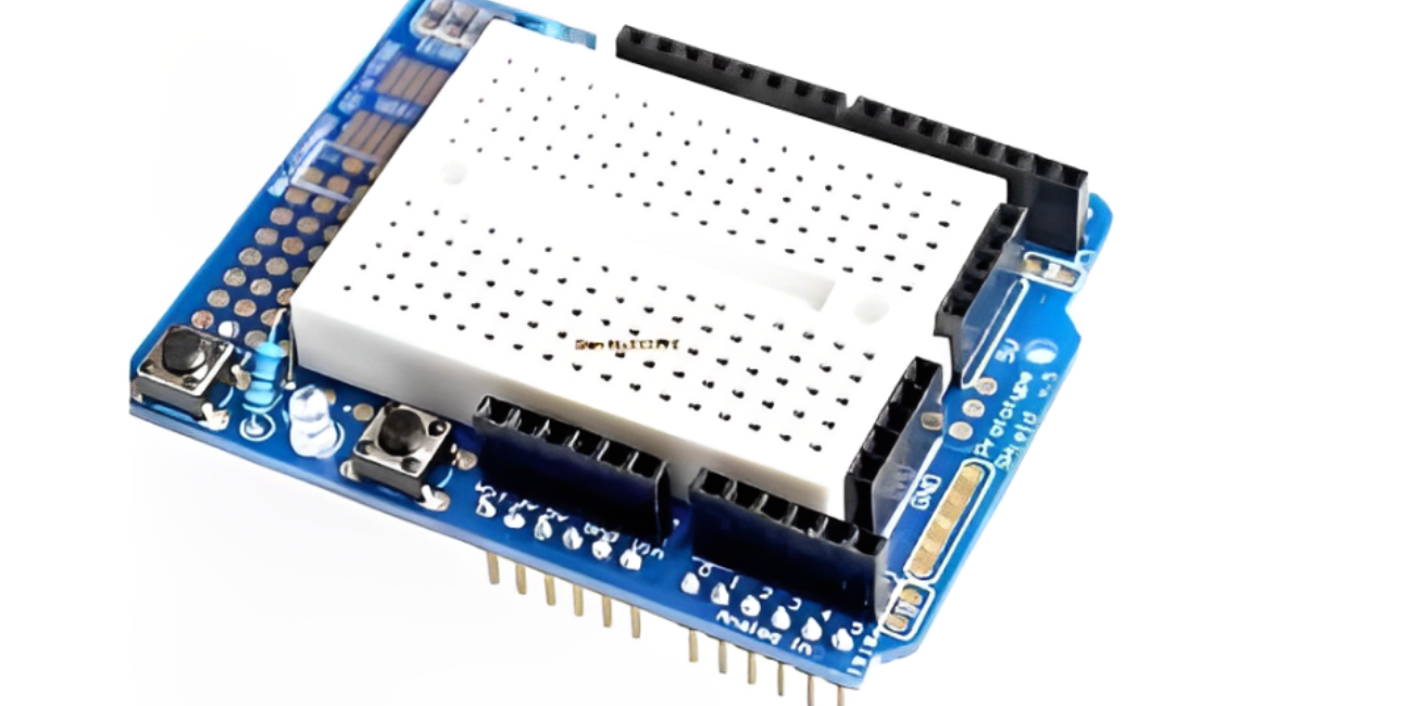 Arduino Uno Protoshield + Mini Breadboard